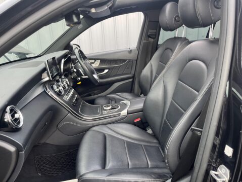 Mercedes-Benz GLC 2.1 GLC220d AMG Line (Premium) G-Tronic+ 4MATIC Euro 6 (s/s) 5dr 31