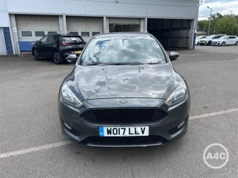 Ford Focus 1.0T EcoBoost ST-Line Euro 6 (s/s) 5dr 8