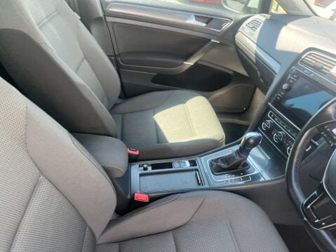 Volkswagen Golf 1.5 TSI EVO Match Edition DSG Euro 6 (s/s) 5dr 4