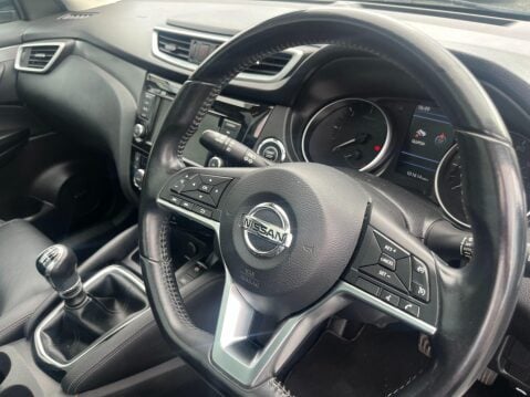Nissan Qashqai 1.5 dCi Tekna Euro 6 (s/s) 5dr 8