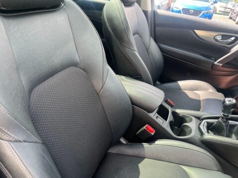 Nissan Qashqai 1.5 dCi Tekna Euro 6 (s/s) 5dr 38