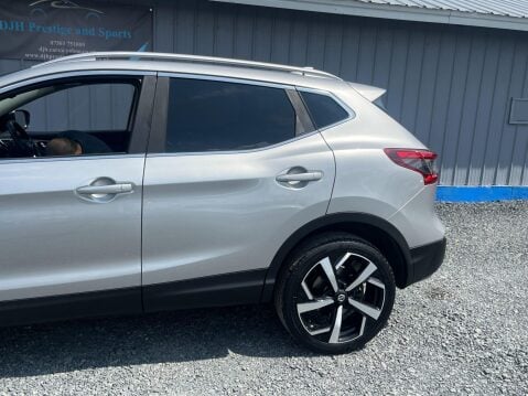 Nissan Qashqai 1.5 dCi Tekna Euro 6 (s/s) 5dr 19