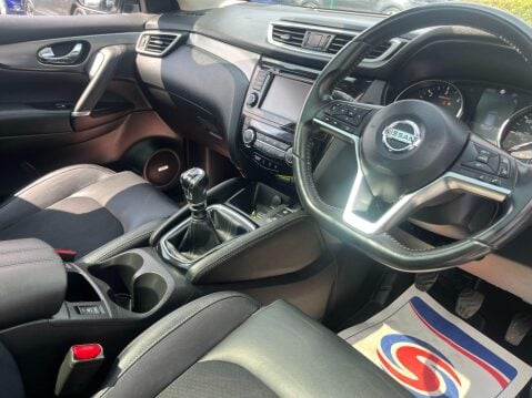 Nissan Qashqai 1.5 dCi Tekna Euro 6 (s/s) 5dr 40