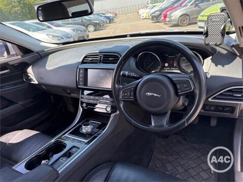 Jaguar XE 2.0d Prestige Auto Euro 6 (s/s) 4dr 8
