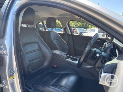 Jaguar XE 2.0d Prestige Auto Euro 6 (s/s) 4dr 9