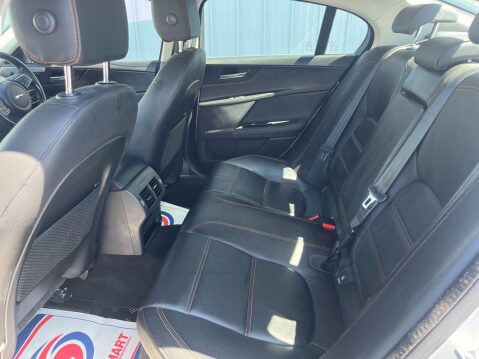 Jaguar XE 2.0d Prestige Auto Euro 6 (s/s) 4dr 38