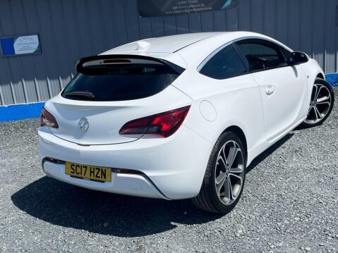 Vauxhall Astra GTC 1.4i Turbo Limited Edition Euro 6 (s/s) 3dr 42