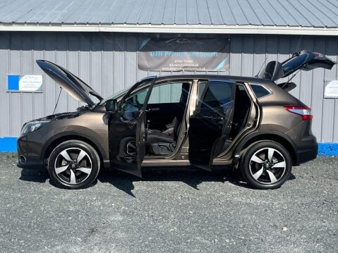 Nissan Qashqai 1.5 dCi n-tec 2WD Euro 5 (s/s) 5dr 14