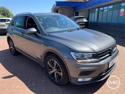 Volkswagen Tiguan 2.0 TDI BlueMotion Tech SE Navigation 4Motion Euro 6 (s/s) 5dr
