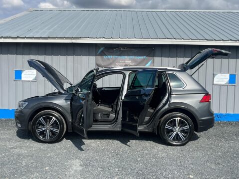 Volkswagen Tiguan 2.0 TDI BlueMotion Tech SE Navigation 4Motion Euro 6 (s/s) 5dr 2