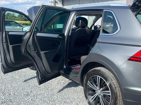 Volkswagen Tiguan 2.0 TDI BlueMotion Tech SE Navigation 4Motion Euro 6 (s/s) 5dr 14
