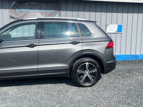 Volkswagen Tiguan 2.0 TDI BlueMotion Tech SE Navigation 4Motion Euro 6 (s/s) 5dr 18