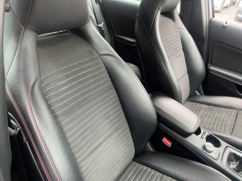 Mercedes-Benz A Class 1.5 A180d AMG Line Euro 6 (s/s) 5dr 31
