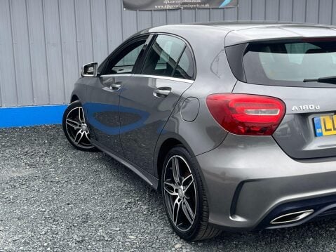 Mercedes-Benz A Class 1.5 A180d AMG Line Euro 6 (s/s) 5dr 26