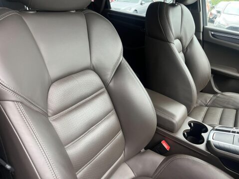 Porsche Macan 3.0T V6 S PDK 4WD Euro 6 (s/s) 5dr 45