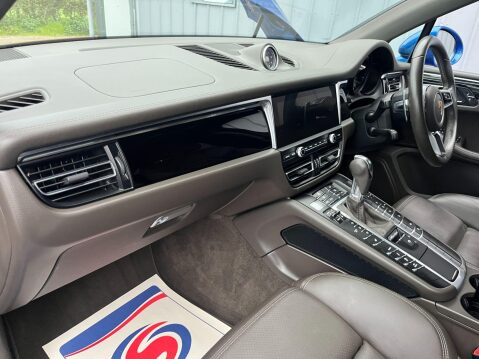 Porsche Macan 3.0T V6 S PDK 4WD Euro 6 (s/s) 5dr 33