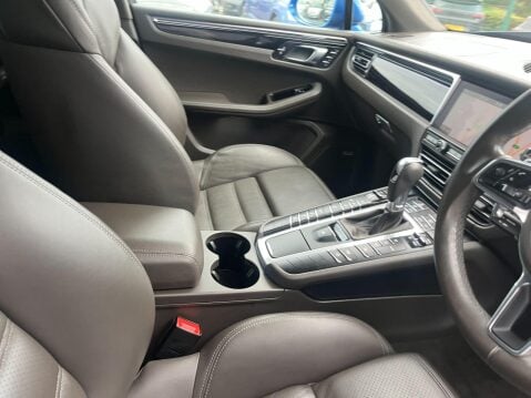 Porsche Macan 3.0T V6 S PDK 4WD Euro 6 (s/s) 5dr 44