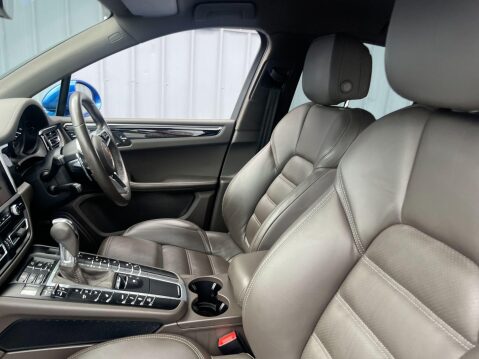 Porsche Macan 3.0T V6 S PDK 4WD Euro 6 (s/s) 5dr 36