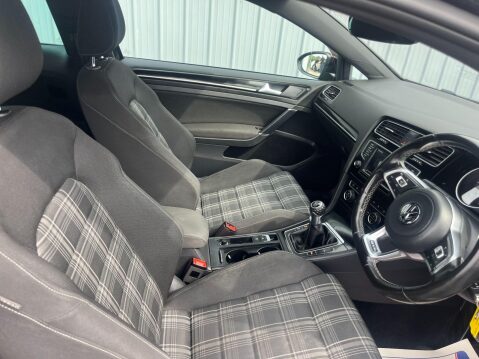 Volkswagen Golf 2.0 TDI BlueMotion Tech GTD Euro 6 (s/s) 3dr 37