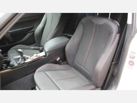 BMW 1 Series 2.0 118d Sport Euro 6 (s/s) 3dr 12