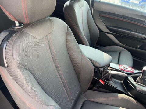 BMW 1 Series 2.0 118d Sport Euro 6 (s/s) 3dr 37