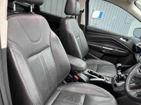 Ford Kuga 2.0 TDCi Titanium X 2WD Euro 5 5dr 30