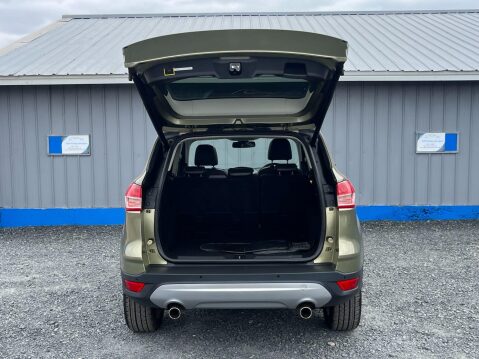 Ford Kuga 2.0 TDCi Titanium X 2WD Euro 5 5dr 8