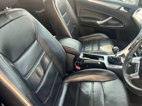 Ford Mondeo 2.0 TDCi Titanium X Euro 5 5dr 4