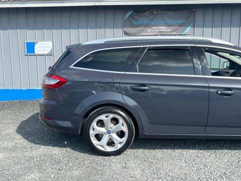 Ford Mondeo 2.0 TDCi Titanium X Euro 5 5dr 22