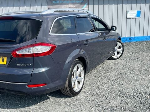 Ford Mondeo 2.0 TDCi Titanium X Euro 5 5dr 27