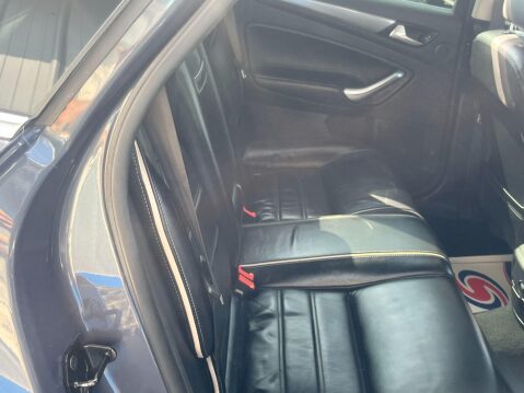 Ford Mondeo 2.0 TDCi Titanium X Euro 5 5dr 35