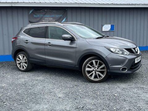 Nissan Qashqai 1.5 dCi Tekna 2WD Euro 5 (s/s) 5dr 4