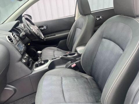 Nissan Qashqai 2.0 n-tec 2WD 5dr 33