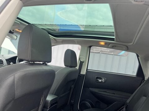 Nissan Qashqai 2.0 n-tec 2WD 5dr 4