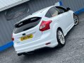 Ford Focus 1.6 TDCi Zetec S Euro 5 (s/s) 5dr 39