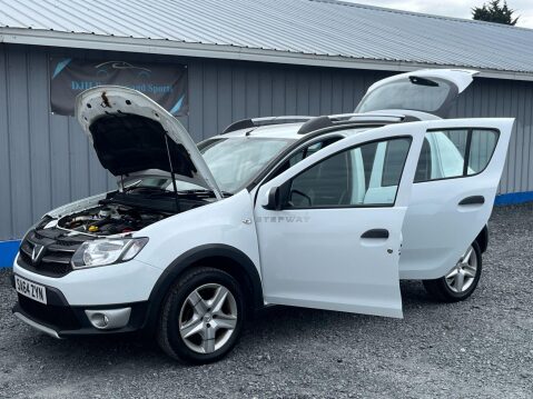 Dacia Sandero Stepway 1.5 dCi Laureate Euro 5 5dr 12
