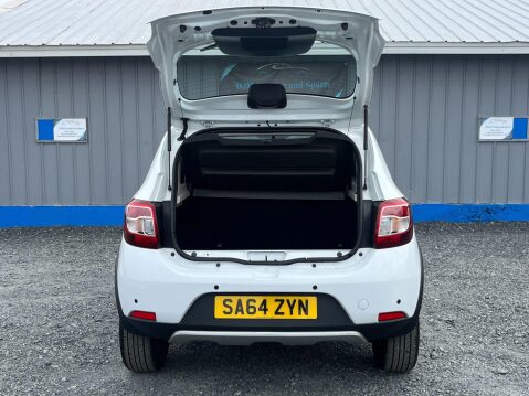 Dacia Sandero Stepway 1.5 dCi Laureate Euro 5 5dr 9