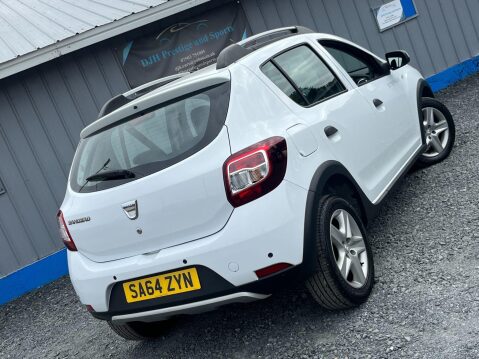 Dacia Sandero Stepway 1.5 dCi Laureate Euro 5 5dr 40