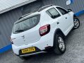 Dacia Sandero Stepway 1.5 dCi Laureate Euro 5 5dr 40