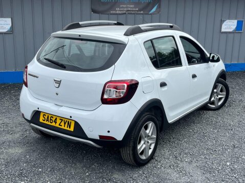 Dacia Sandero Stepway 1.5 dCi Laureate Euro 5 5dr 42