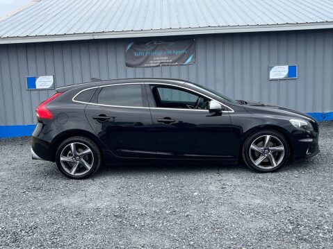 Volvo V40 2.0 T2 R-Design Euro 6 (s/s) 5dr 17
