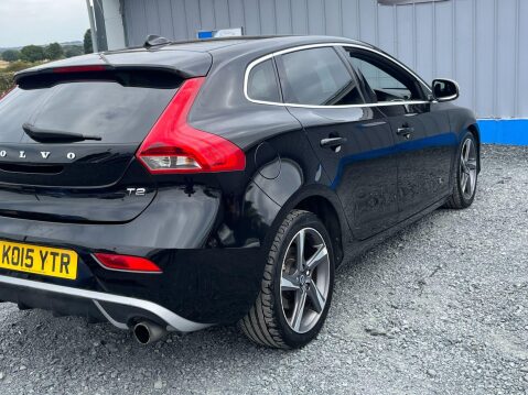 Volvo V40 2.0 T2 R-Design Euro 6 (s/s) 5dr 39