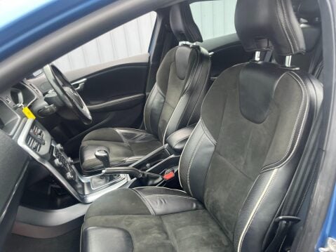 Volvo V40 2.0 D2 R-Design Euro 6 (s/s) 5dr 32
