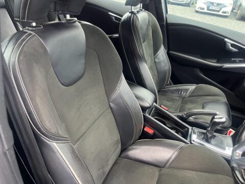 Volvo V40 2.0 D2 R-Design Euro 6 (s/s) 5dr 5