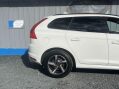 Volvo XC60 2.0 D4 R-Design Euro 6 (s/s) 5dr 22
