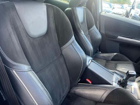 Volvo XC60 2.0 D4 R-Design Euro 6 (s/s) 5dr 36