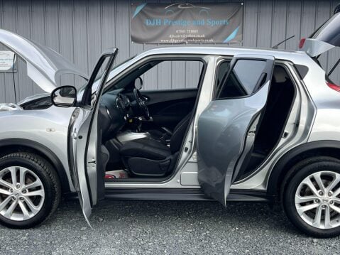 Nissan Juke 1.6 Acenta Premium Euro 5 (s/s) 5dr 15