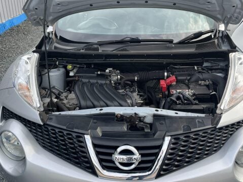 Nissan Juke 1.6 Acenta Premium Euro 5 (s/s) 5dr 29