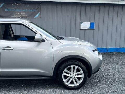 Nissan Juke 1.6 Acenta Premium Euro 5 (s/s) 5dr 23