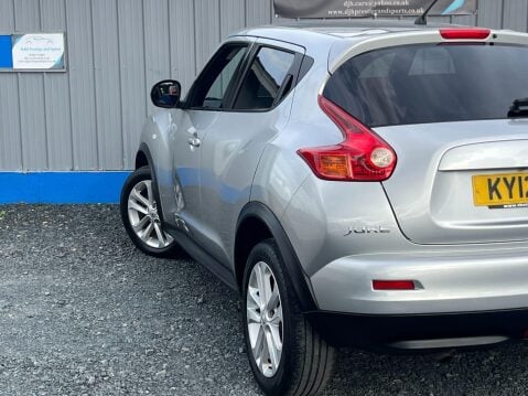 Nissan Juke 1.6 Acenta Premium Euro 5 (s/s) 5dr 26